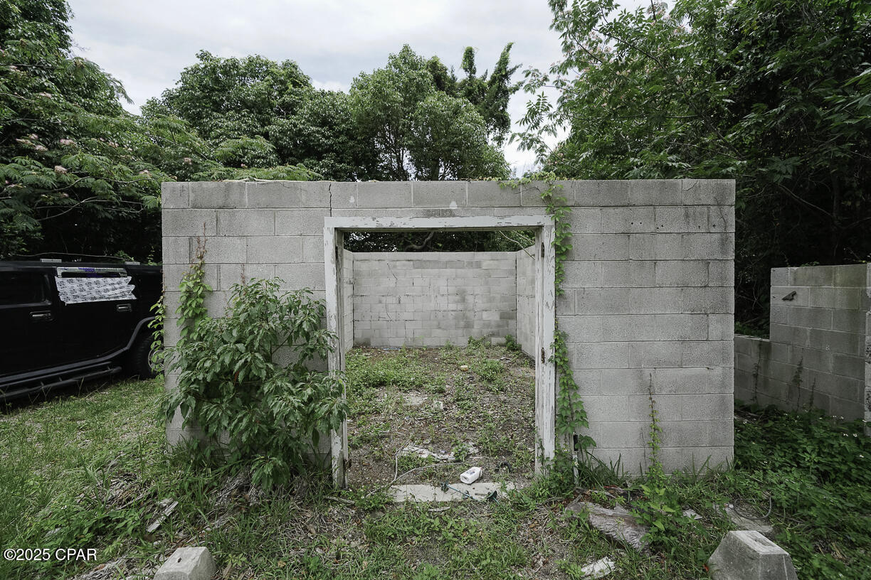 Image 17 For 336 Gray Avenue