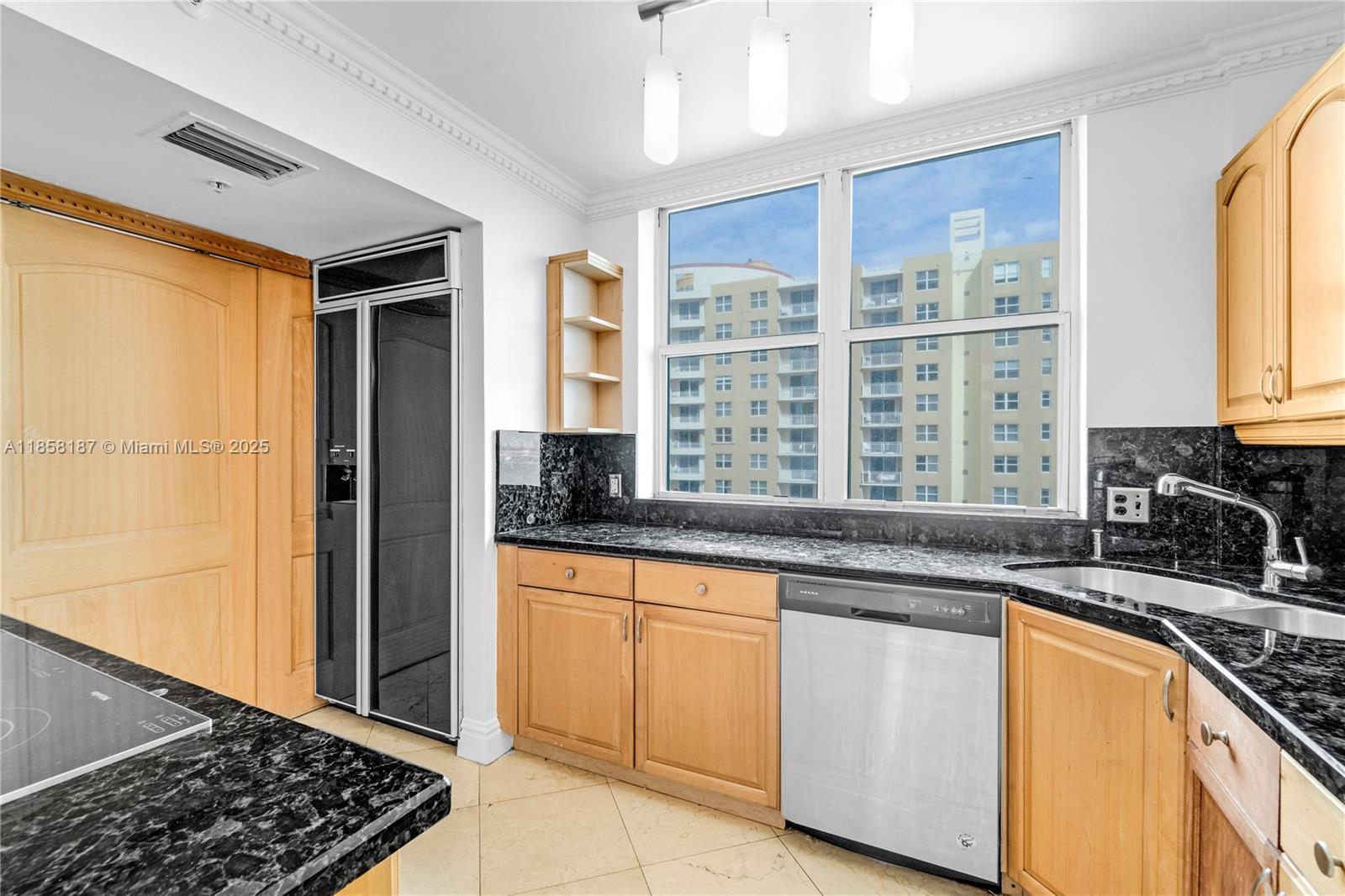 Property photo # 4