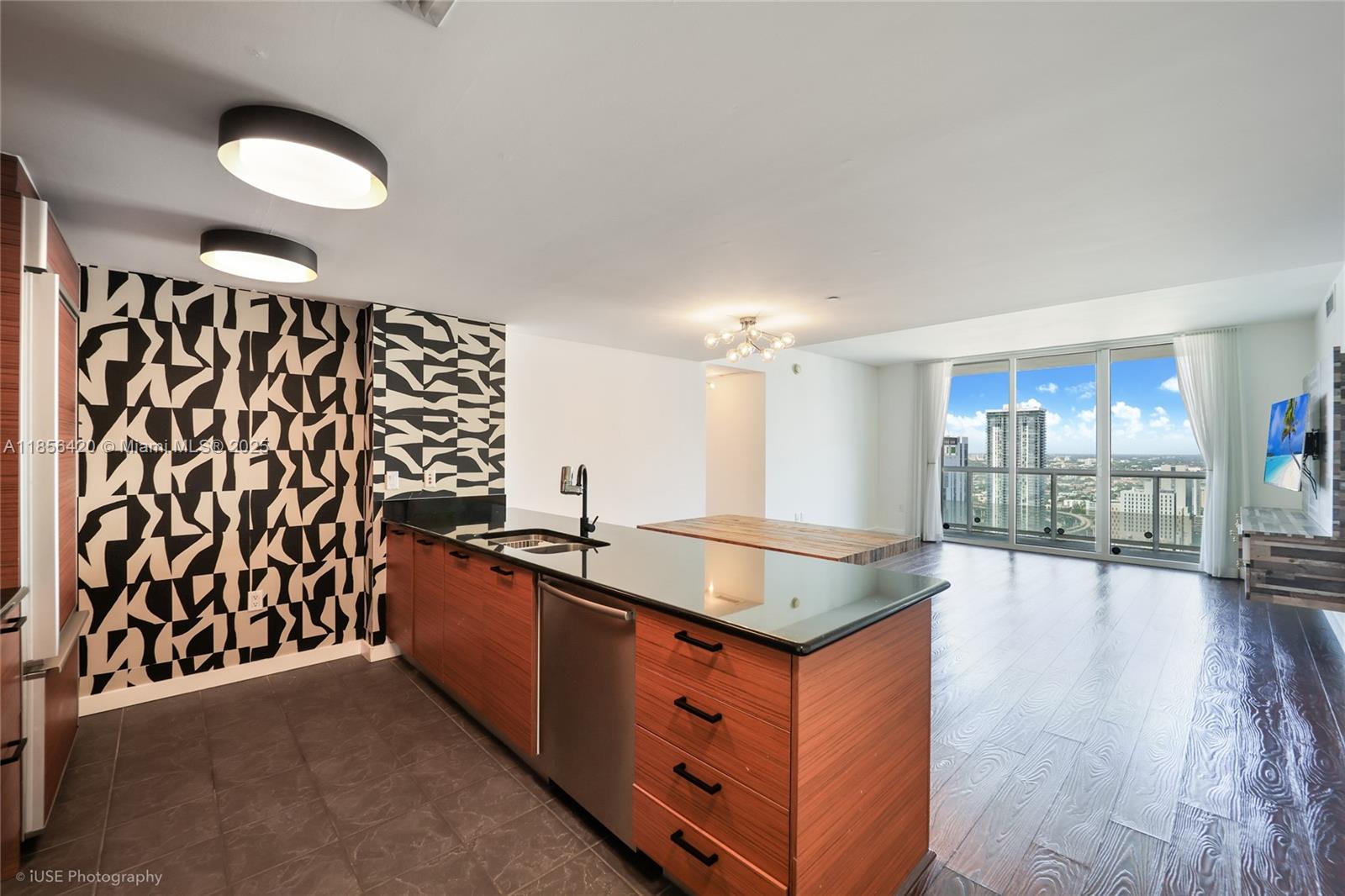 Property photo # 9