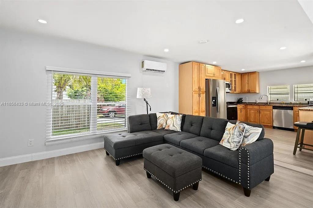 Property photo # 7