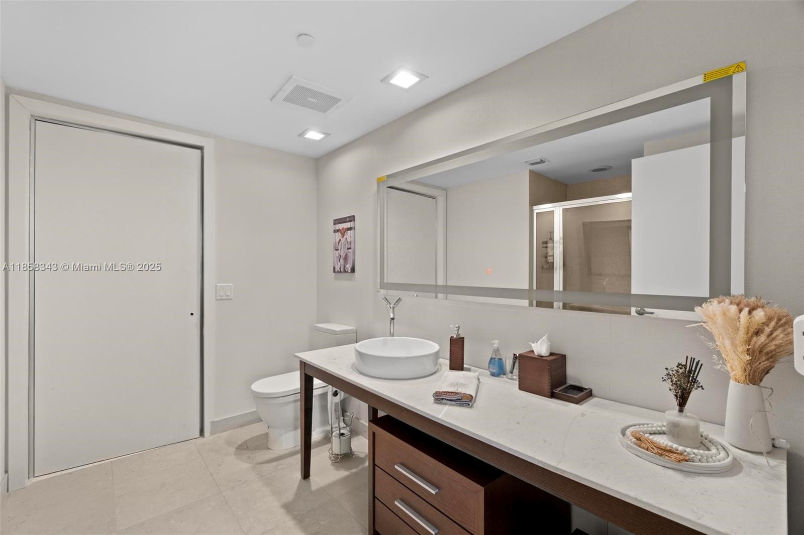 495 Brickell Ave #1903, Miami FL 33131