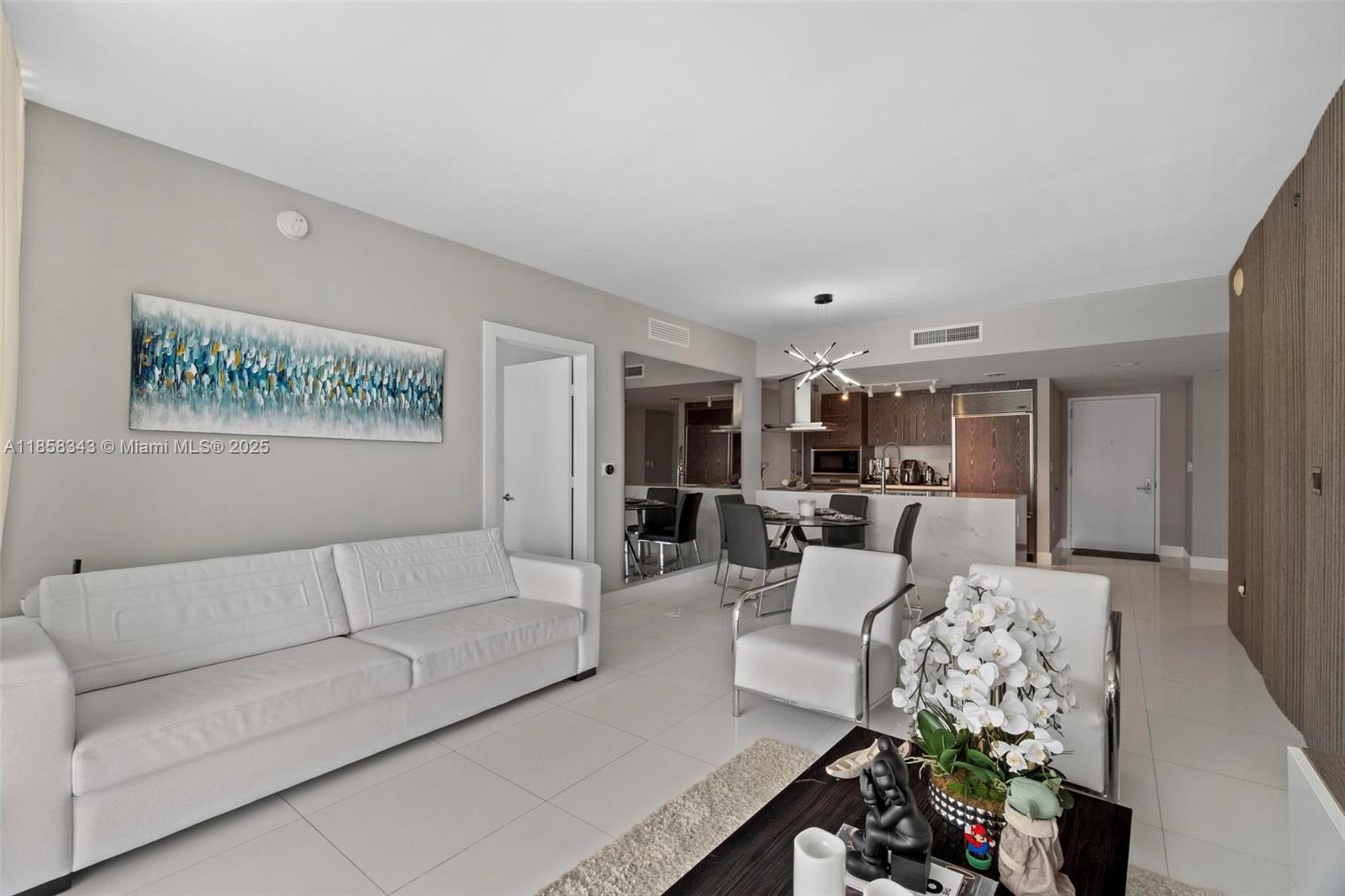 495 Brickell Ave #1903, Miami FL 33131