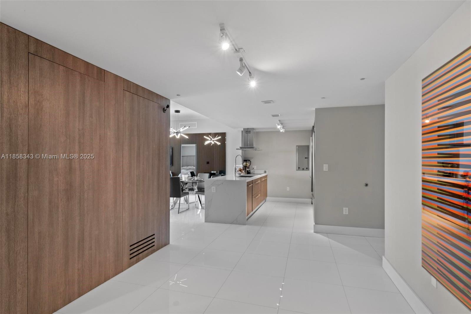 495 Brickell Ave #1903, Miami FL 33131