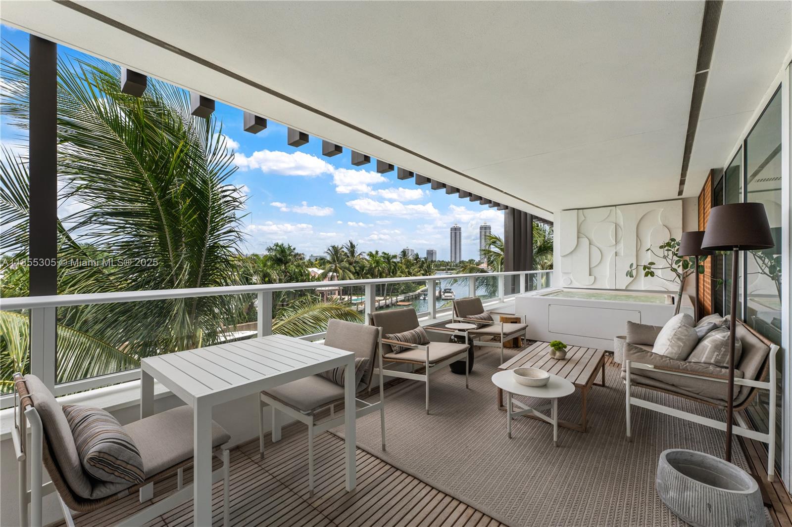 4701 Meridian Ave Unit 421, Miami Beach, Florida 33140