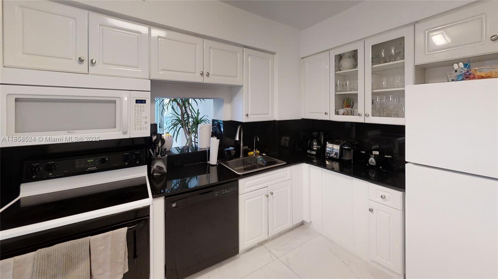 Property photo # 8