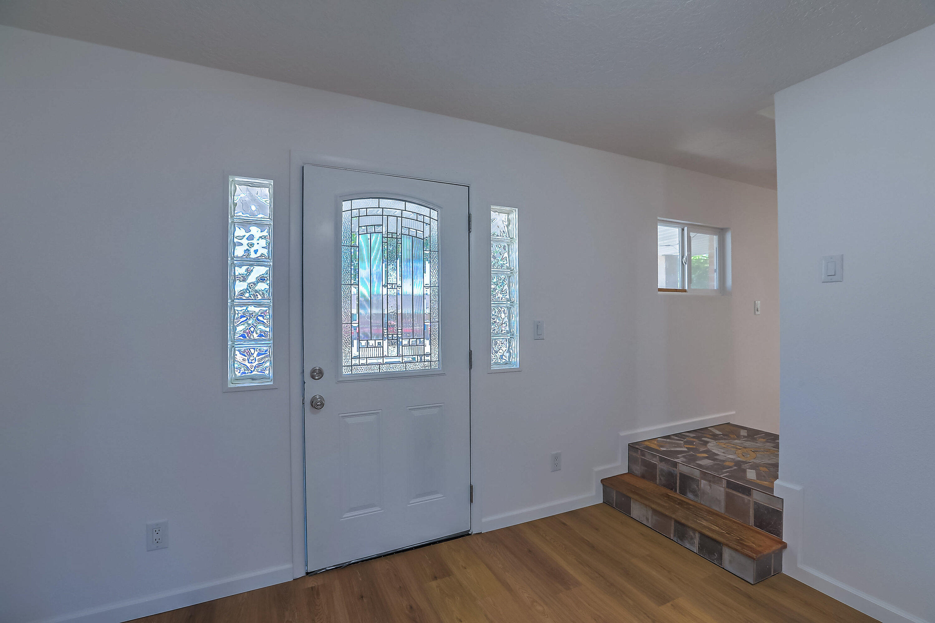 11609 Palm Springs Avenue NE 