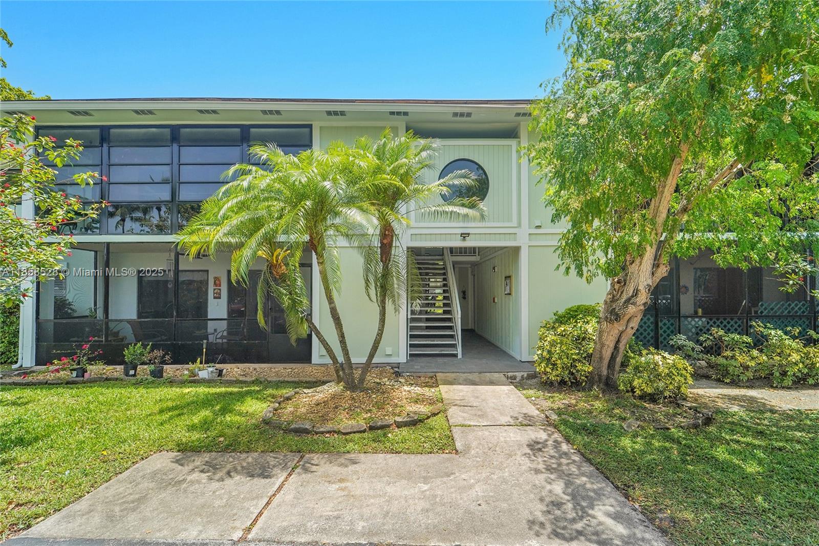 Property photo # 0