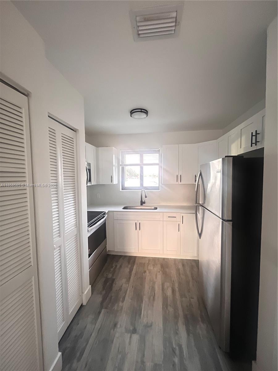 Property photo # 0