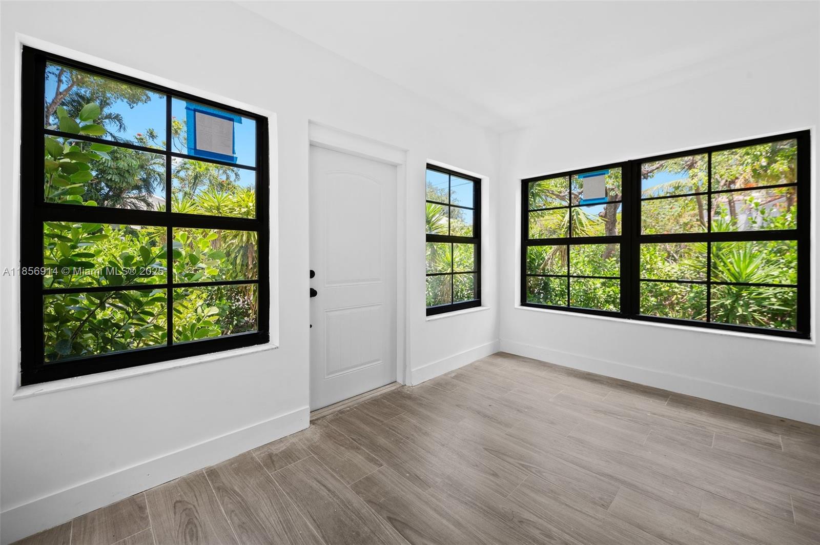 Property photo # 6