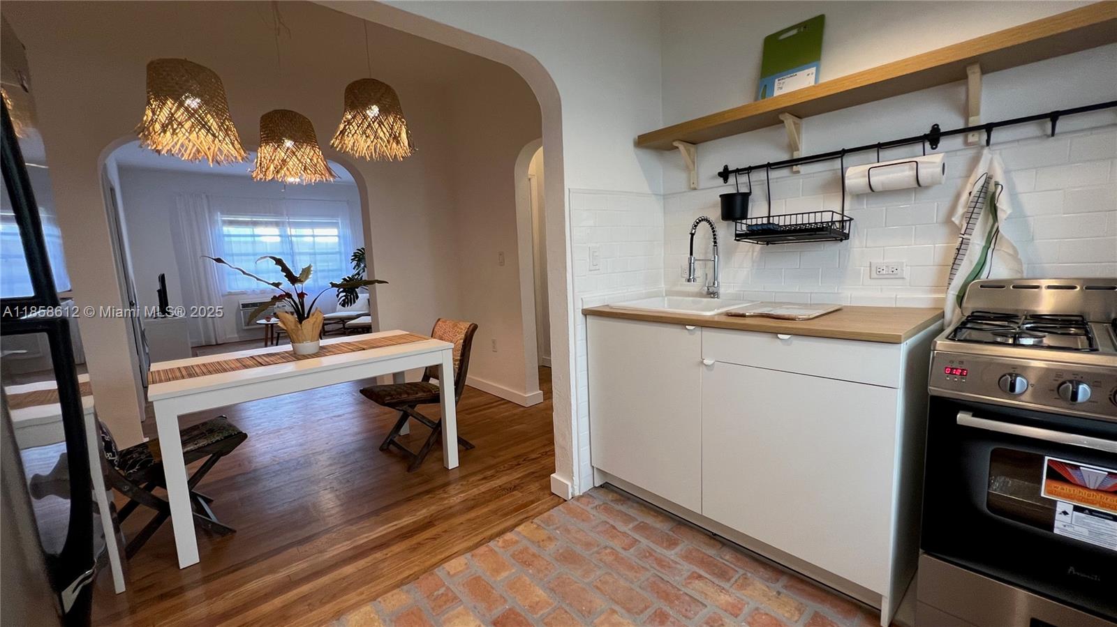 Property photo # 7