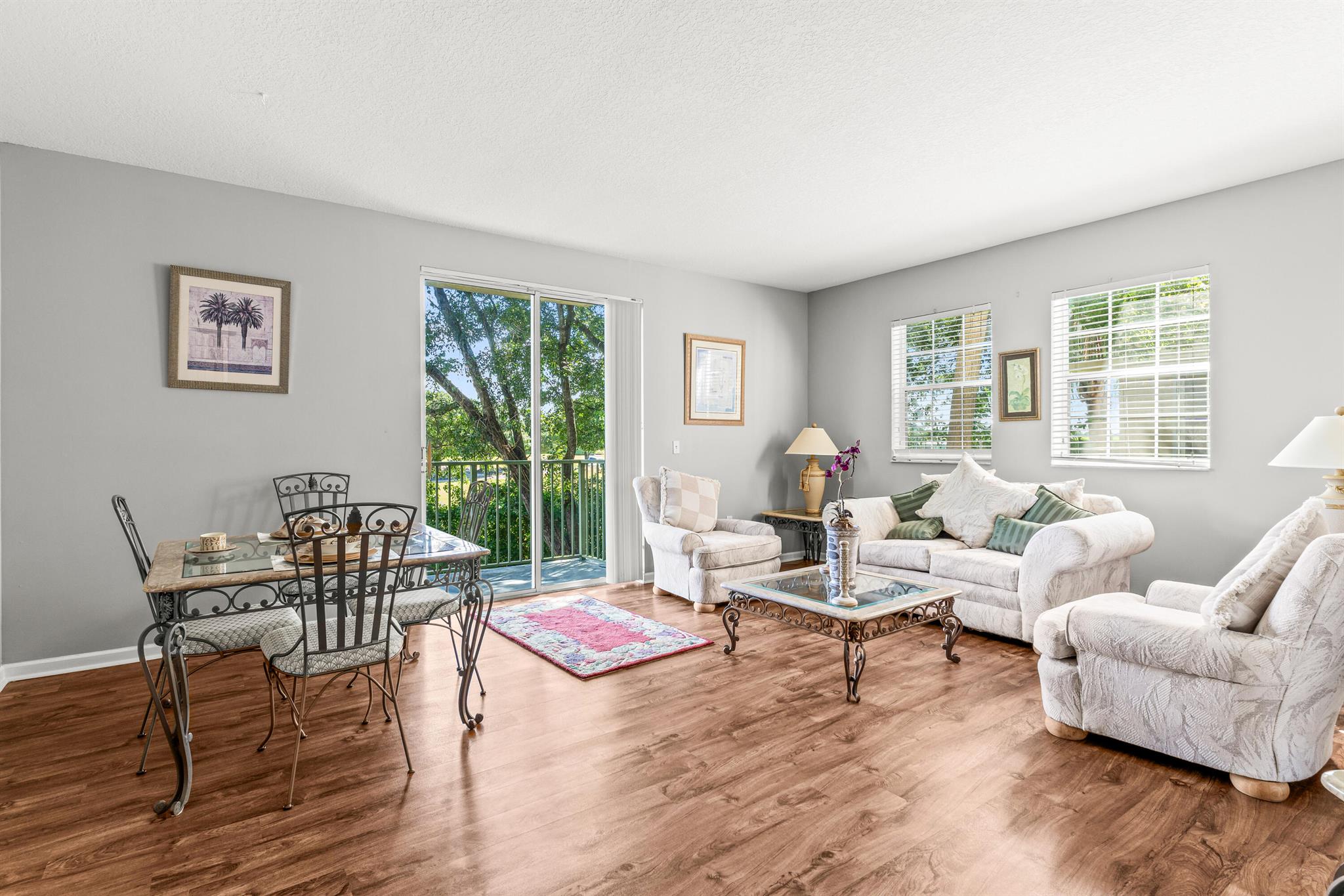 Villages Of Palm Beach La