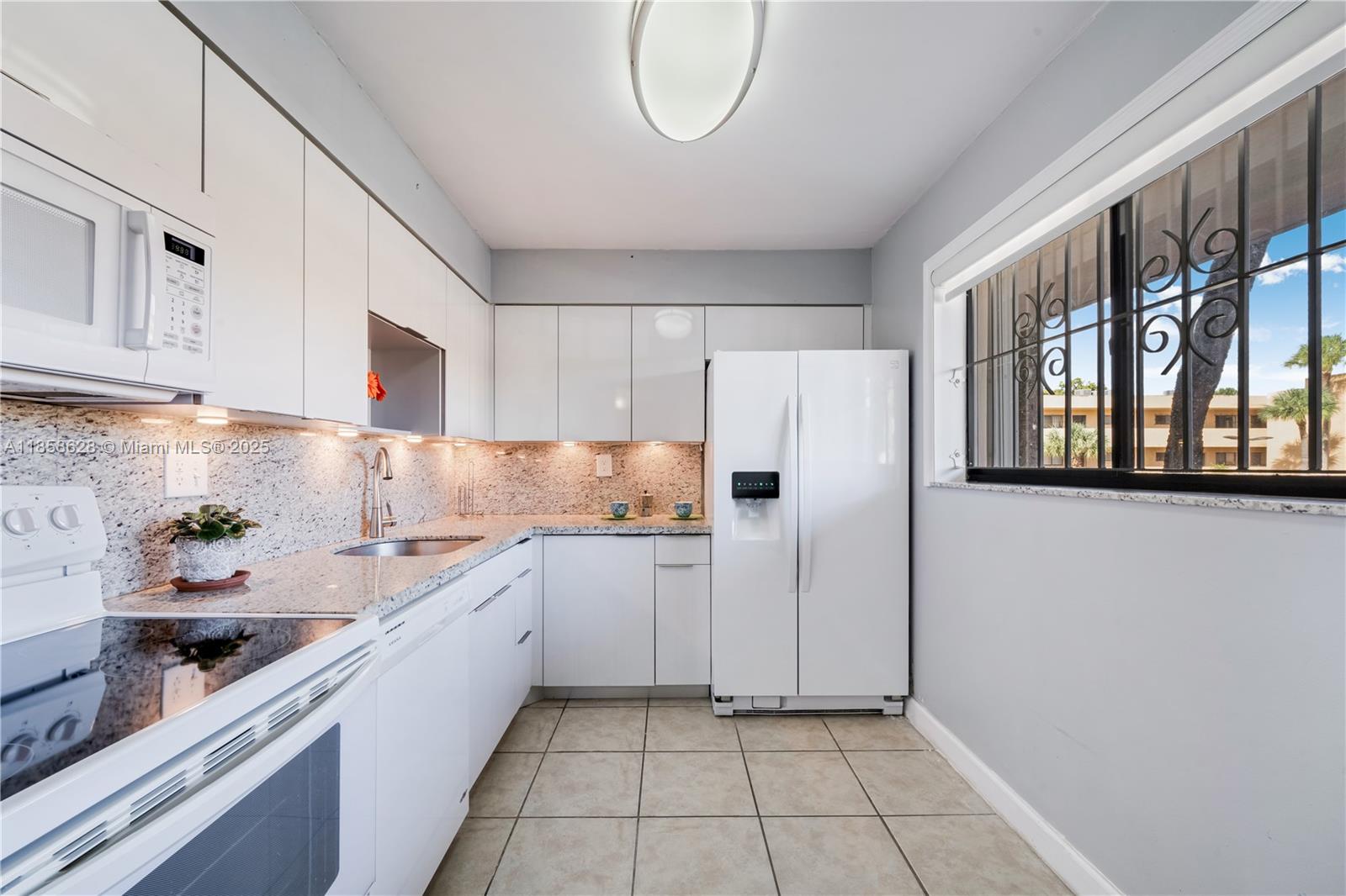 Property photo # 9