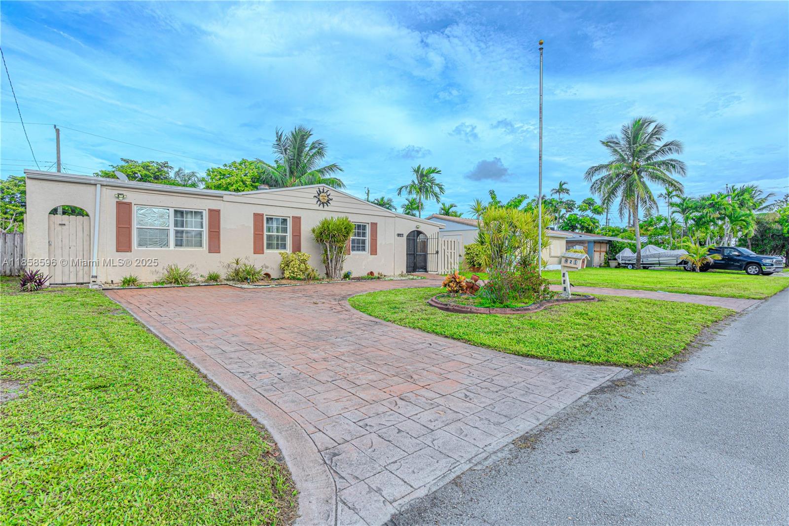 921 31st Ct, Hollywood, Florida 33021