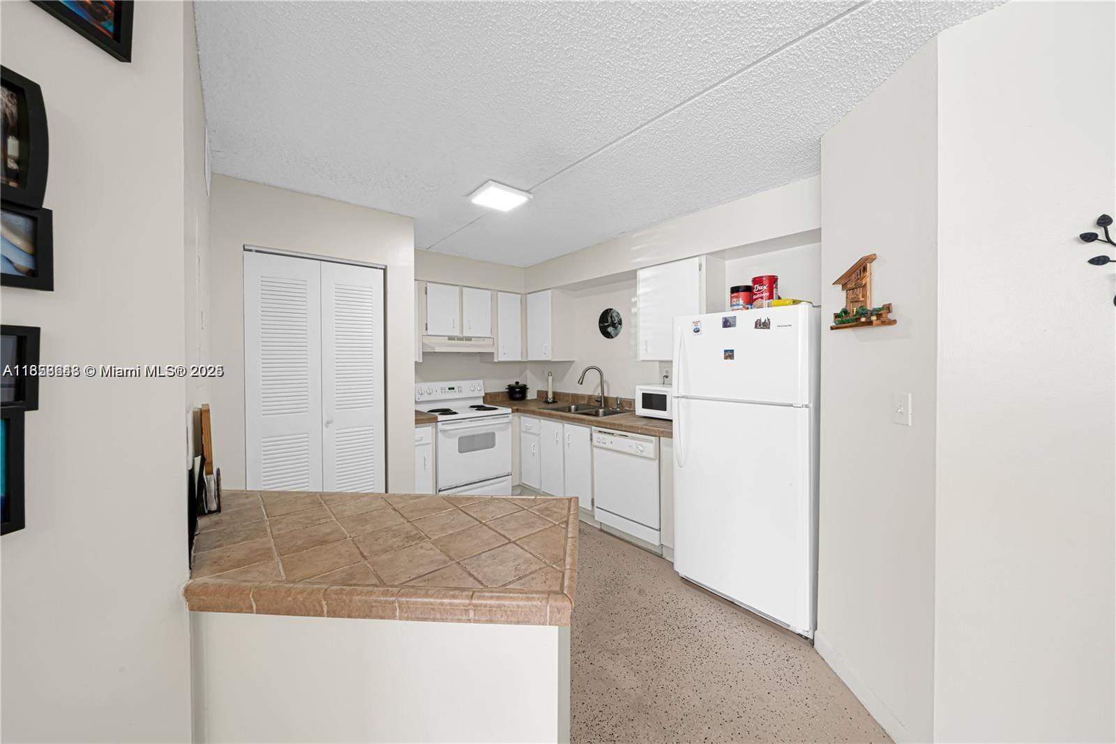 Property photo # 6