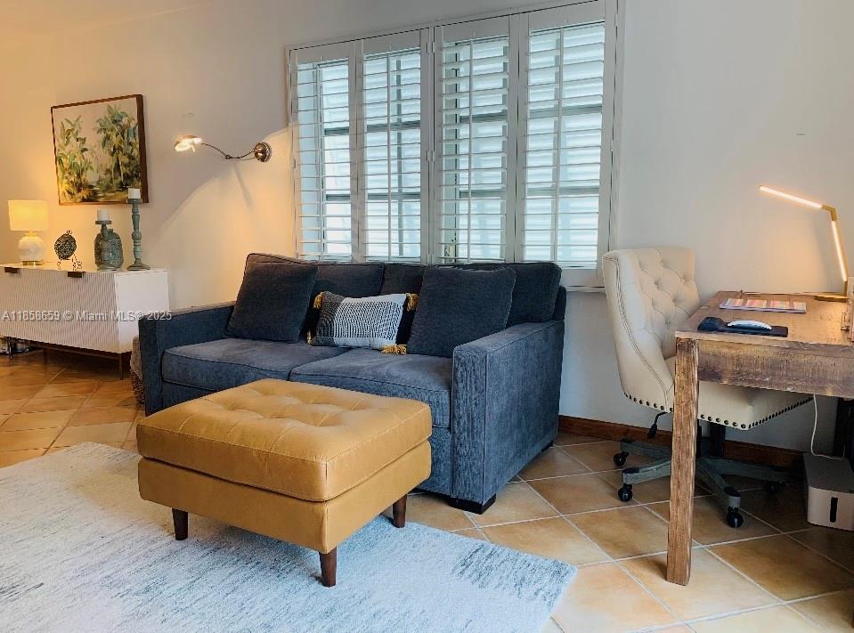 Property photo # 8