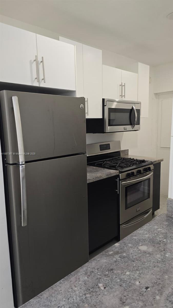 Property photo # 9