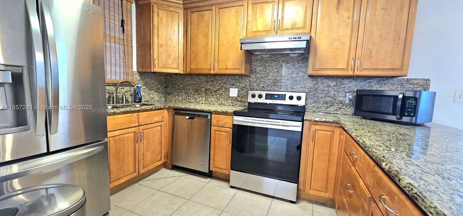 Property photo # 7