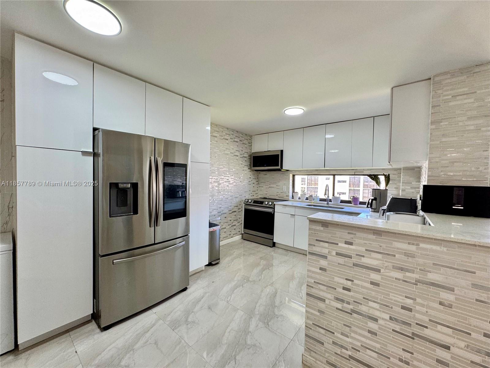 Property photo # 8