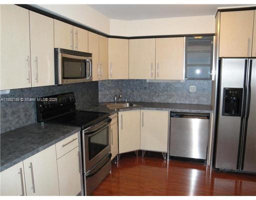 Property photo # 6