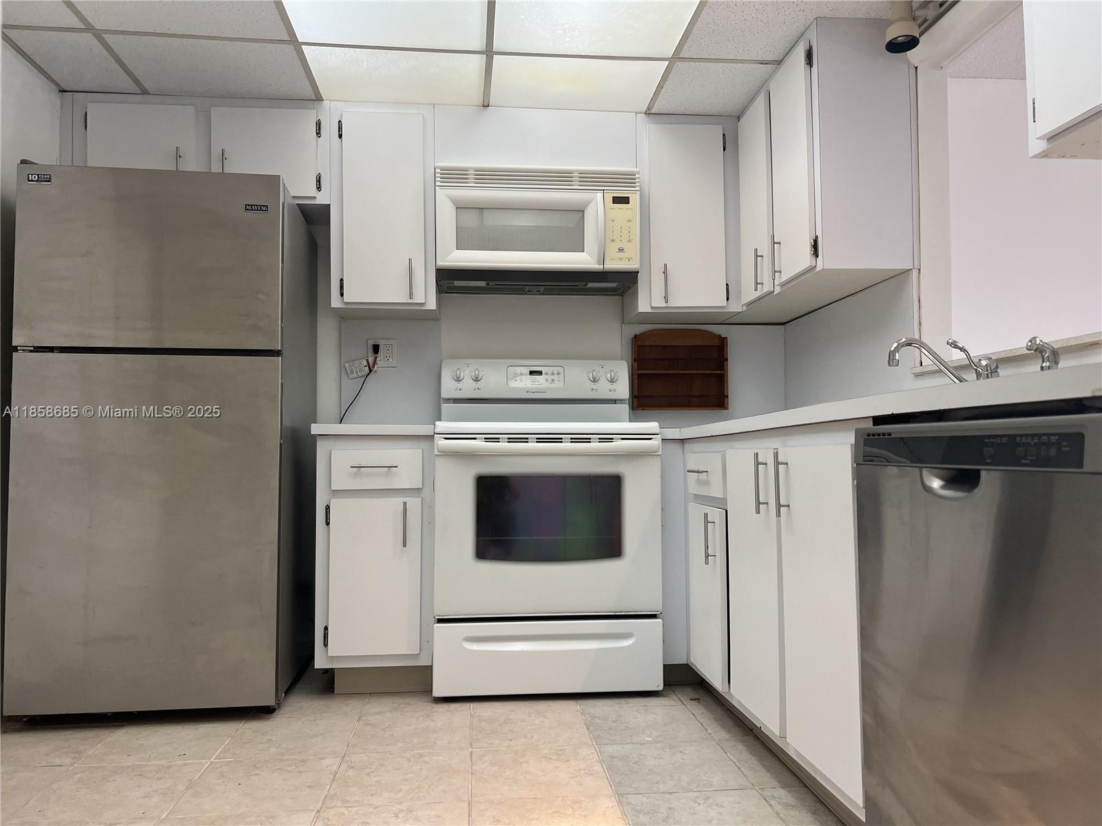 Property photo # 6