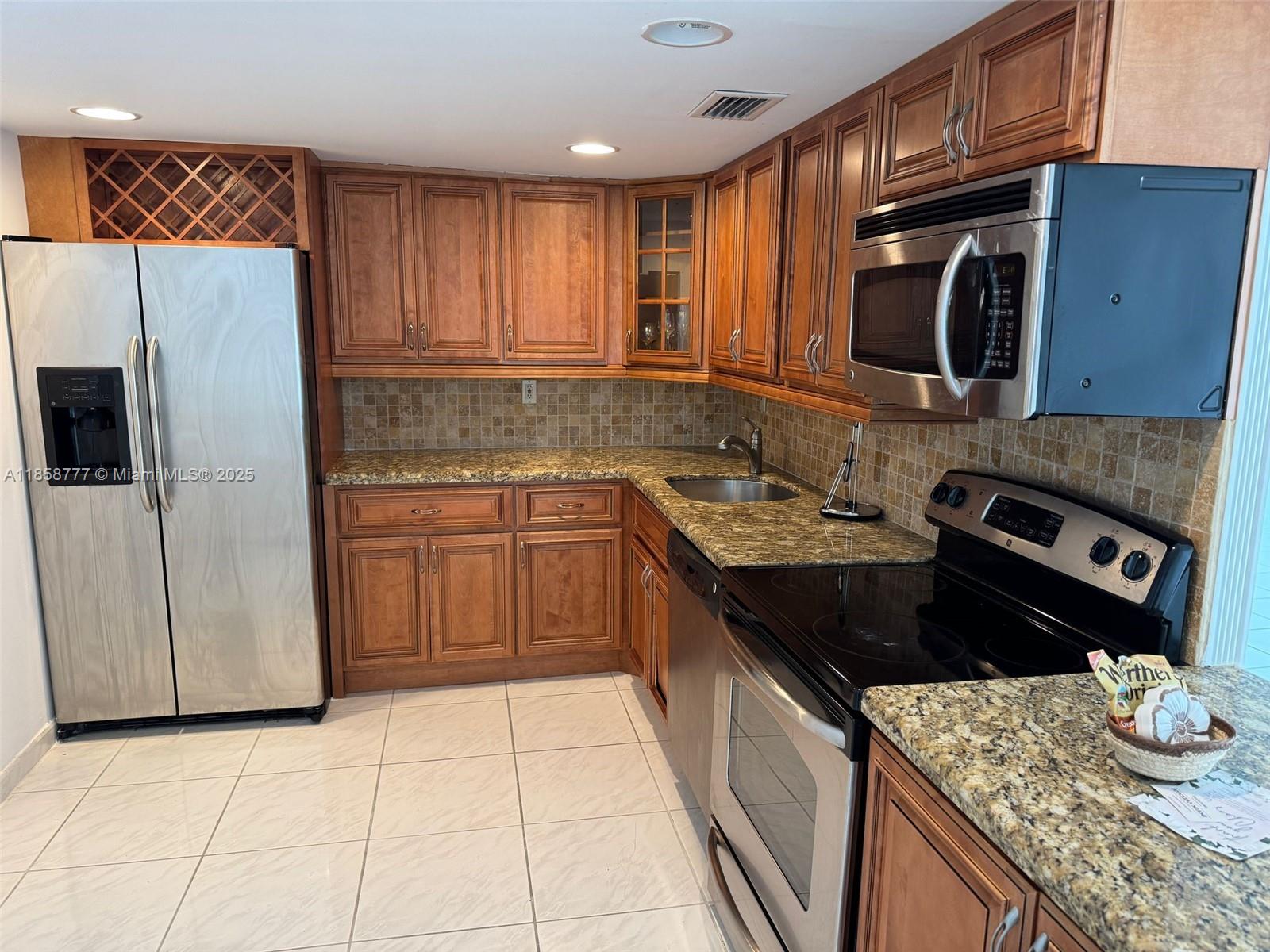 Property photo # 4