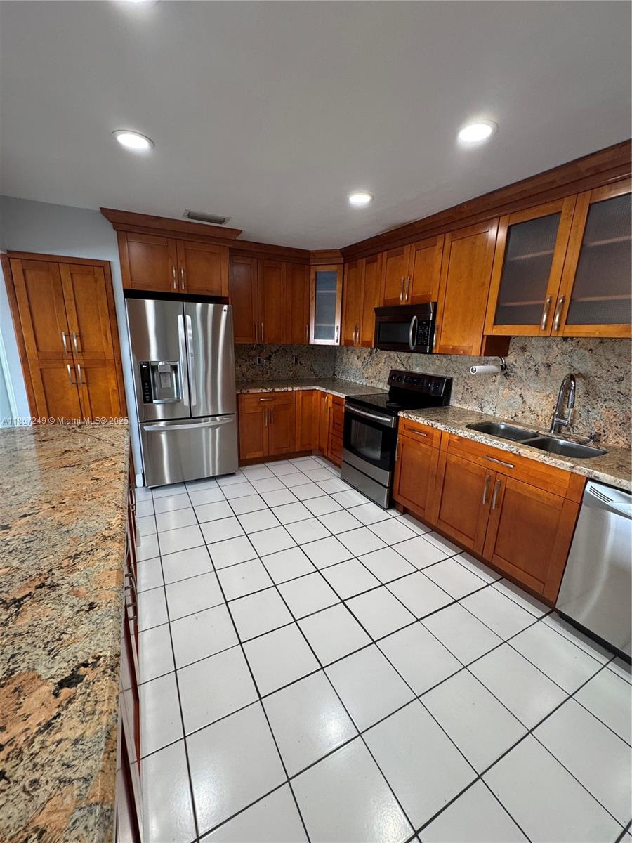 Property photo # 2