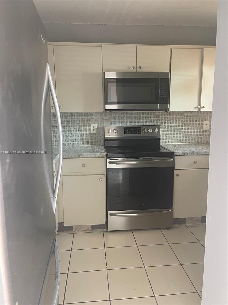 Property photo # 2