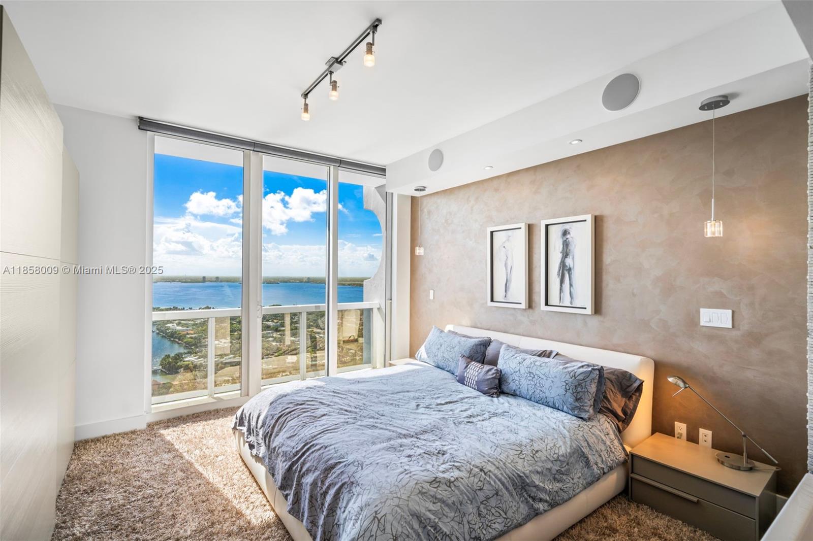 4775 Collins Ave #PH4305, Miami Beach FL 33140