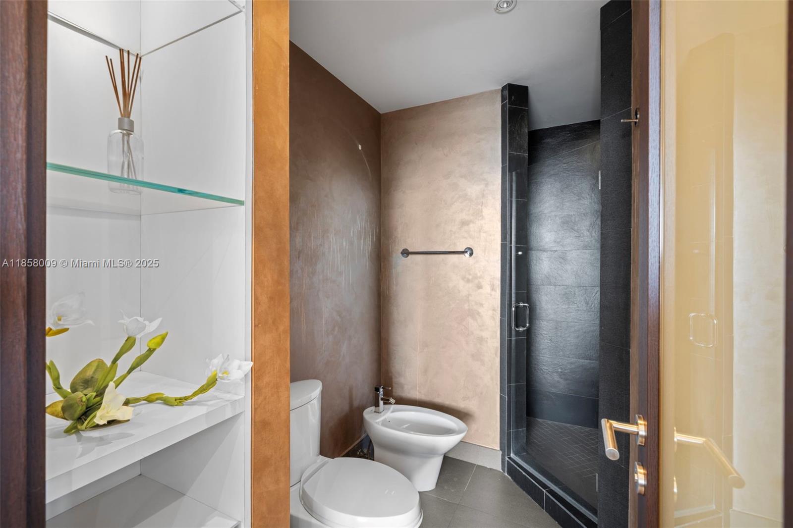 4775 Collins Ave #PH4305, Miami Beach FL 33140