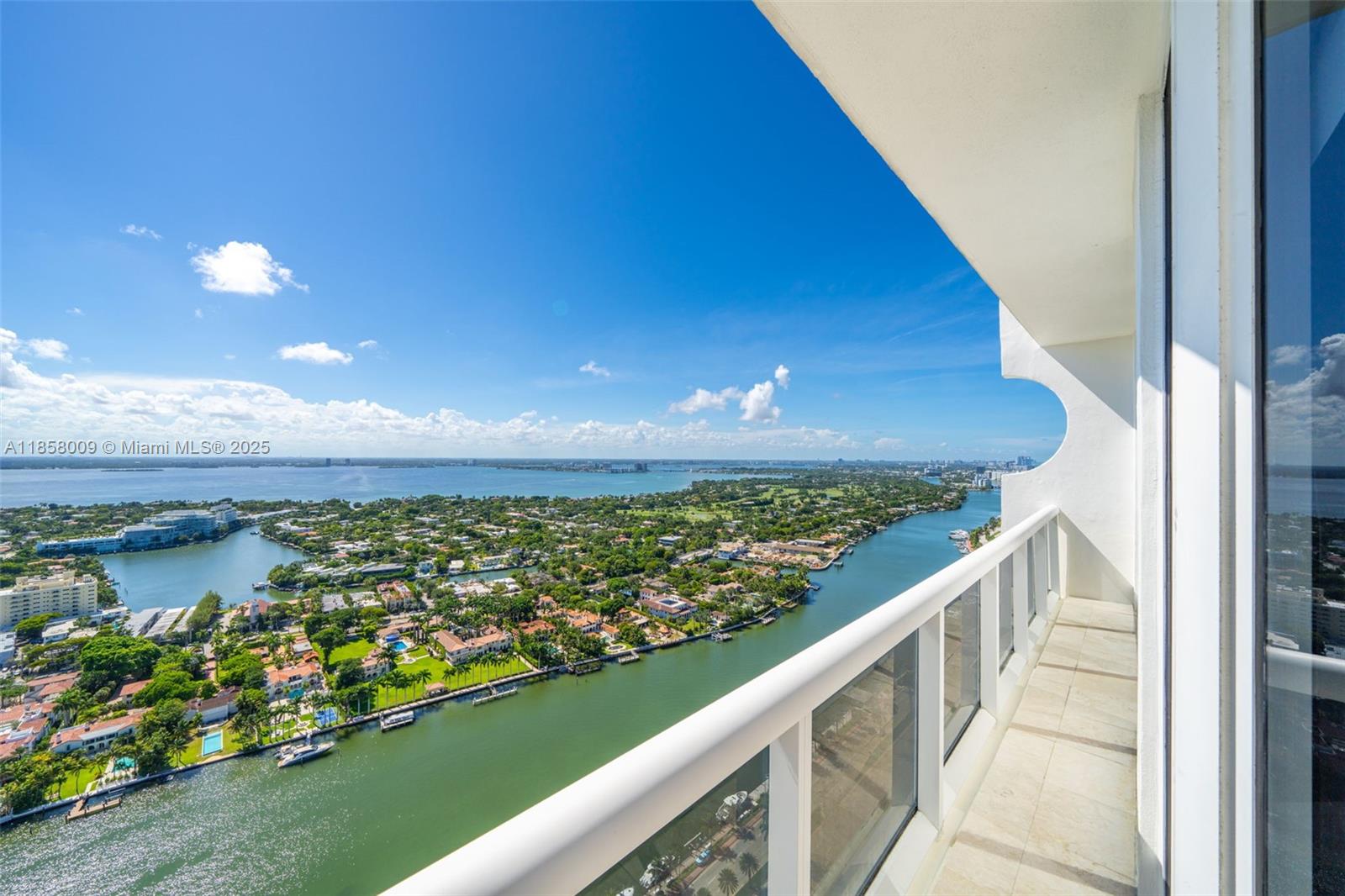 4775 Collins Ave #PH4305, Miami Beach FL 33140