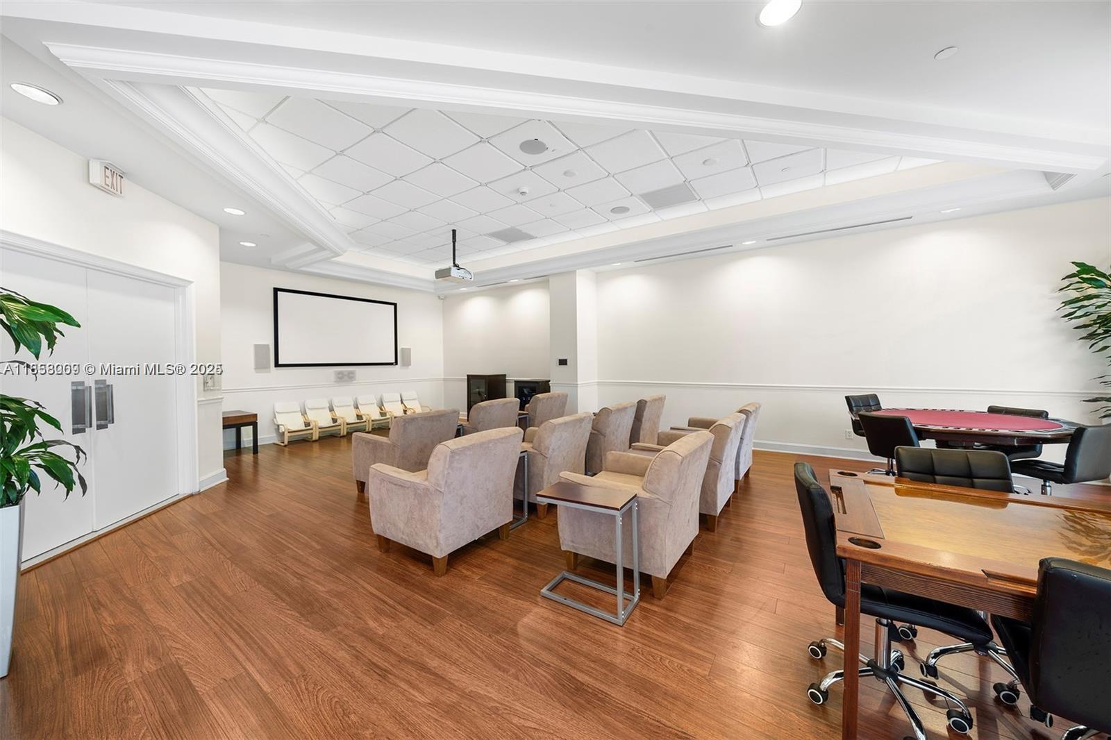 4775 Collins Ave #PH4305, Miami Beach FL 33140