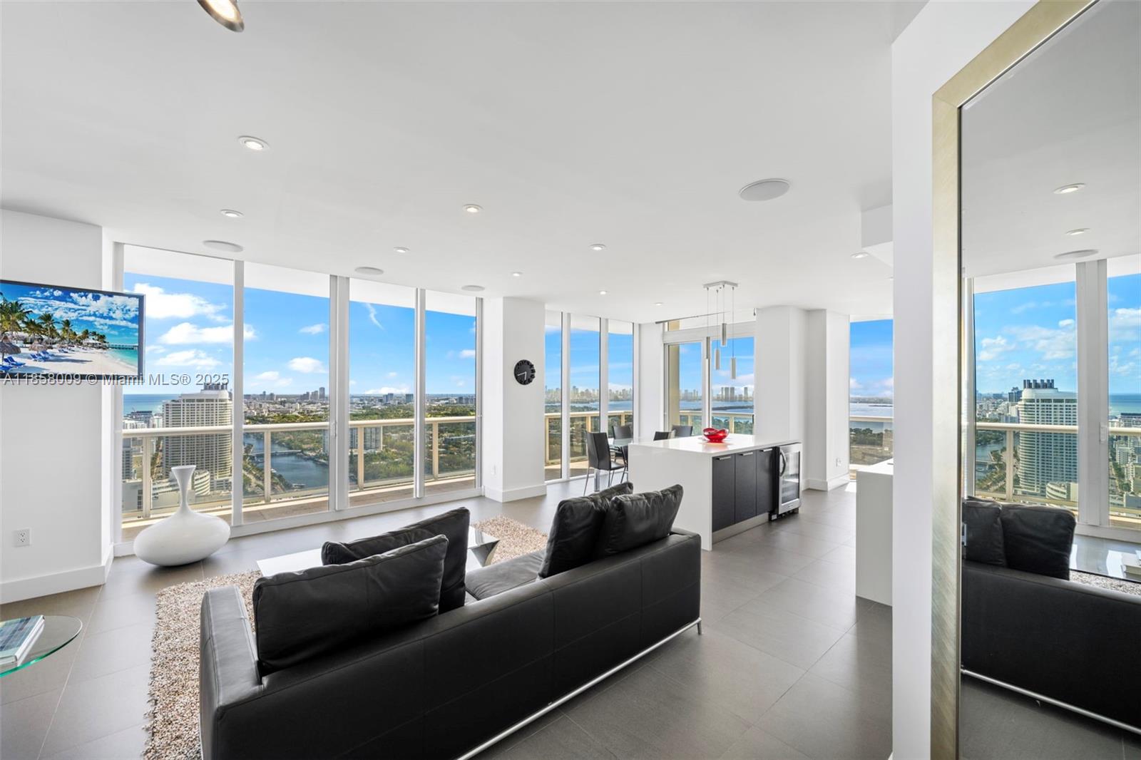 4775 Collins Ave #PH4305, Miami Beach FL 33140