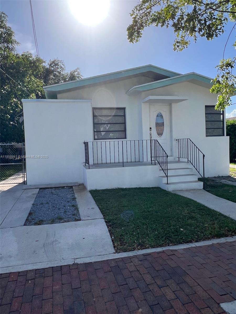Property photo # 0
