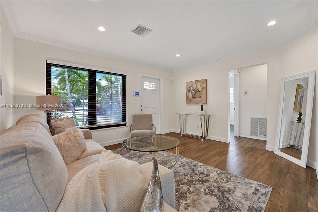 Property photo # 2