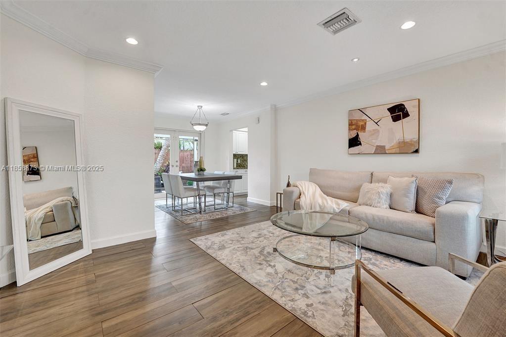 Property photo # 8