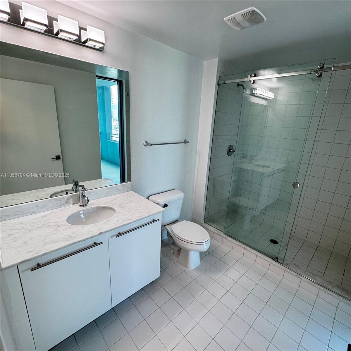 888 Biscayne Blvd #2012, Miami FL 33132