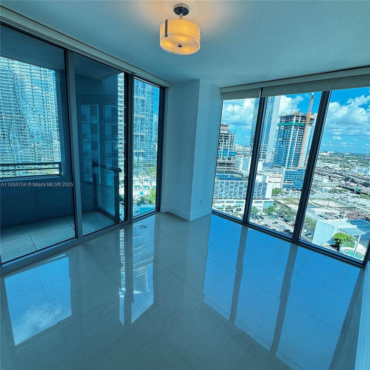 888 Biscayne Blvd #2012, Miami FL 33132