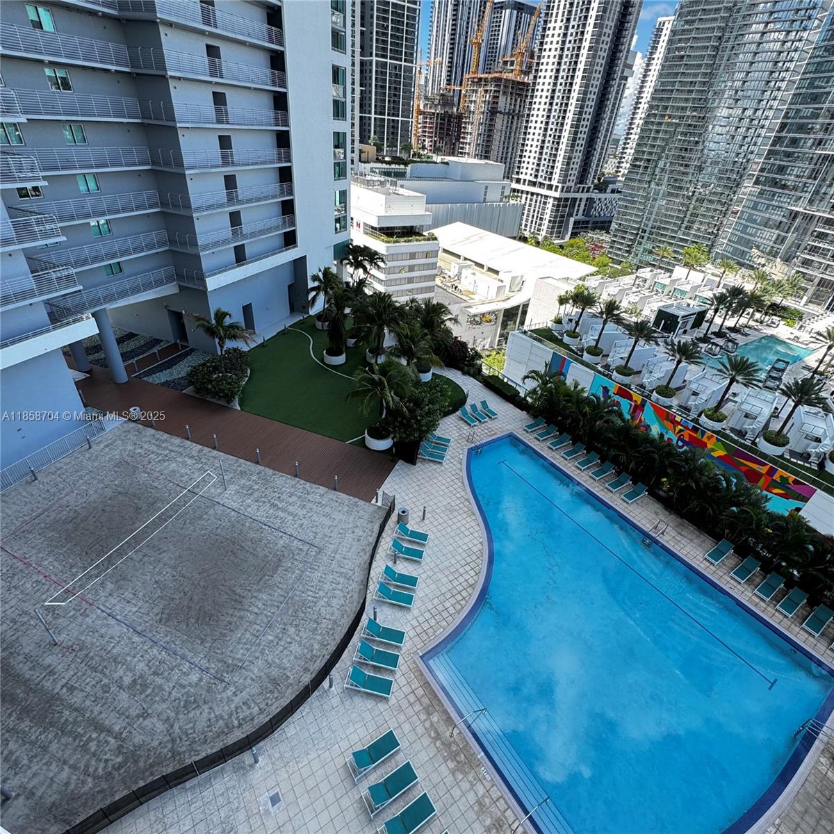 888 Biscayne Blvd #2012, Miami FL 33132