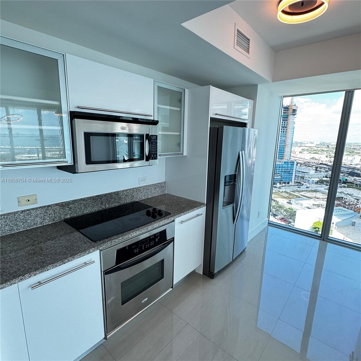 888 Biscayne Blvd #2012, Miami FL 33132