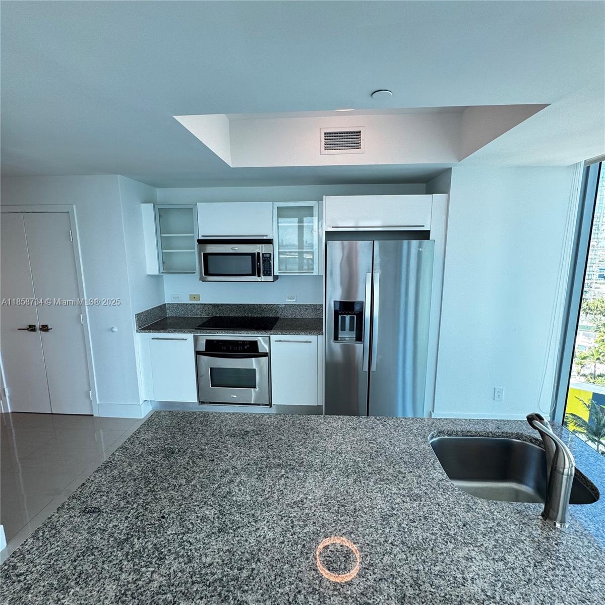 888 Biscayne Blvd #2012, Miami FL 33132