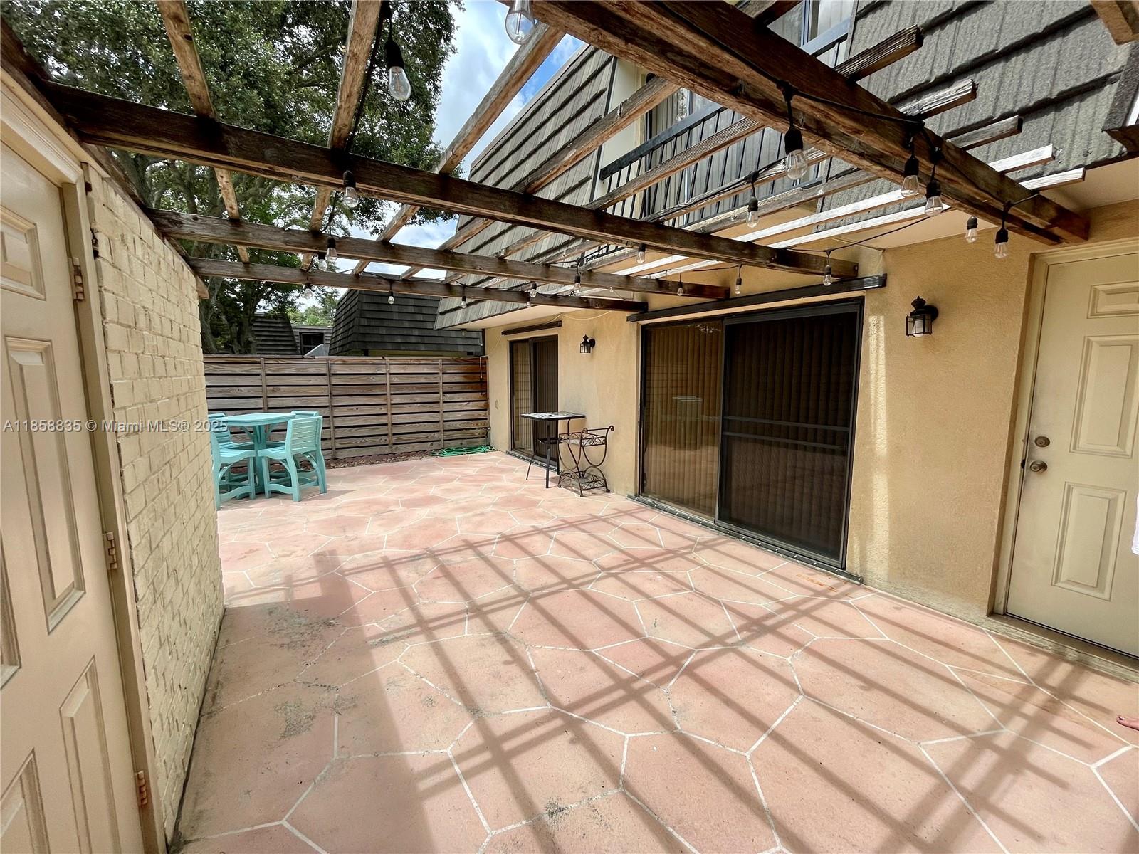 Property photo # 4
