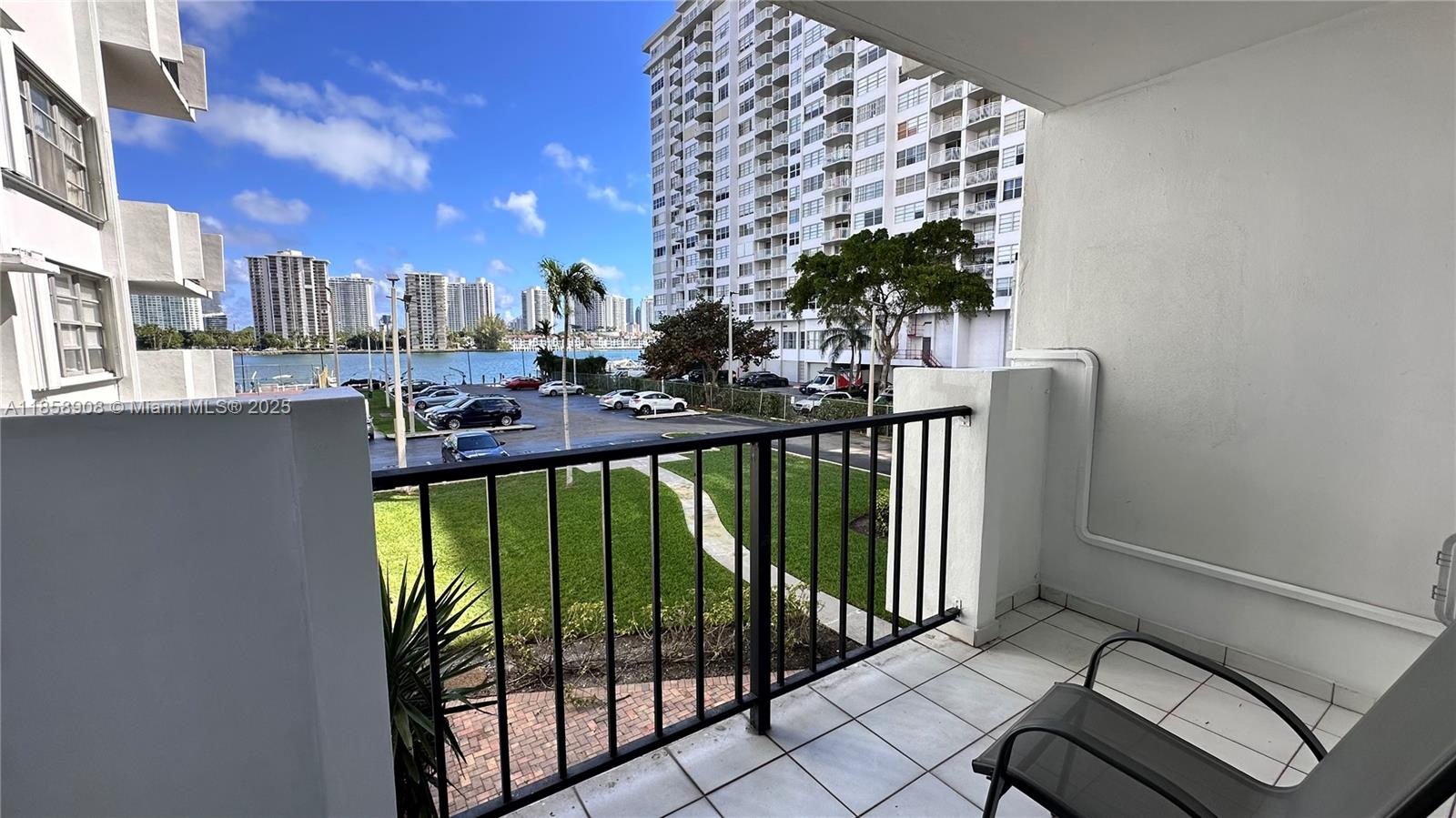 Property photo # 0