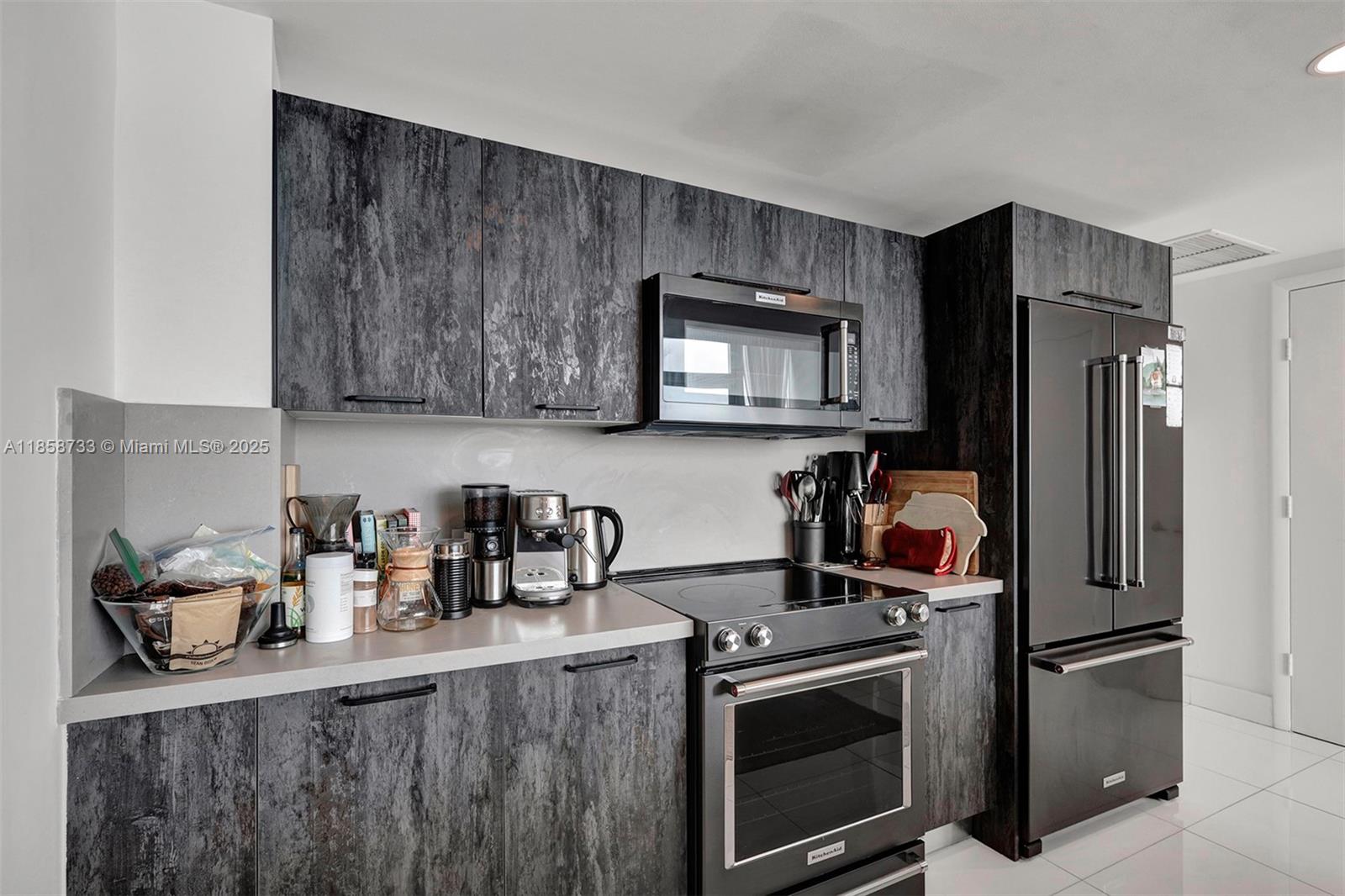 Property photo # 4