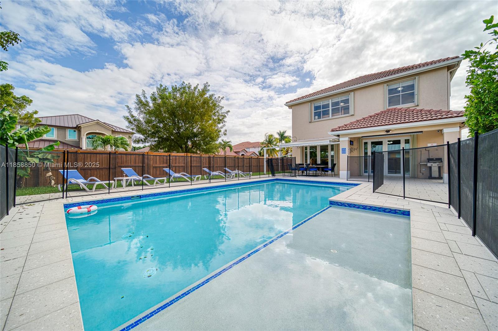 Property photo # 9