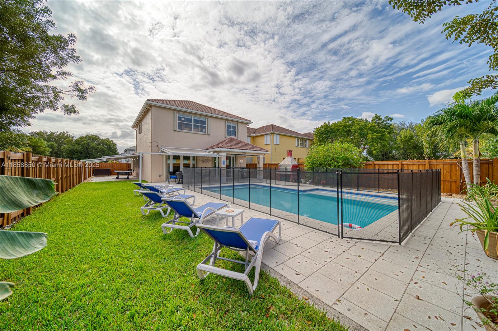 Property photo # 8