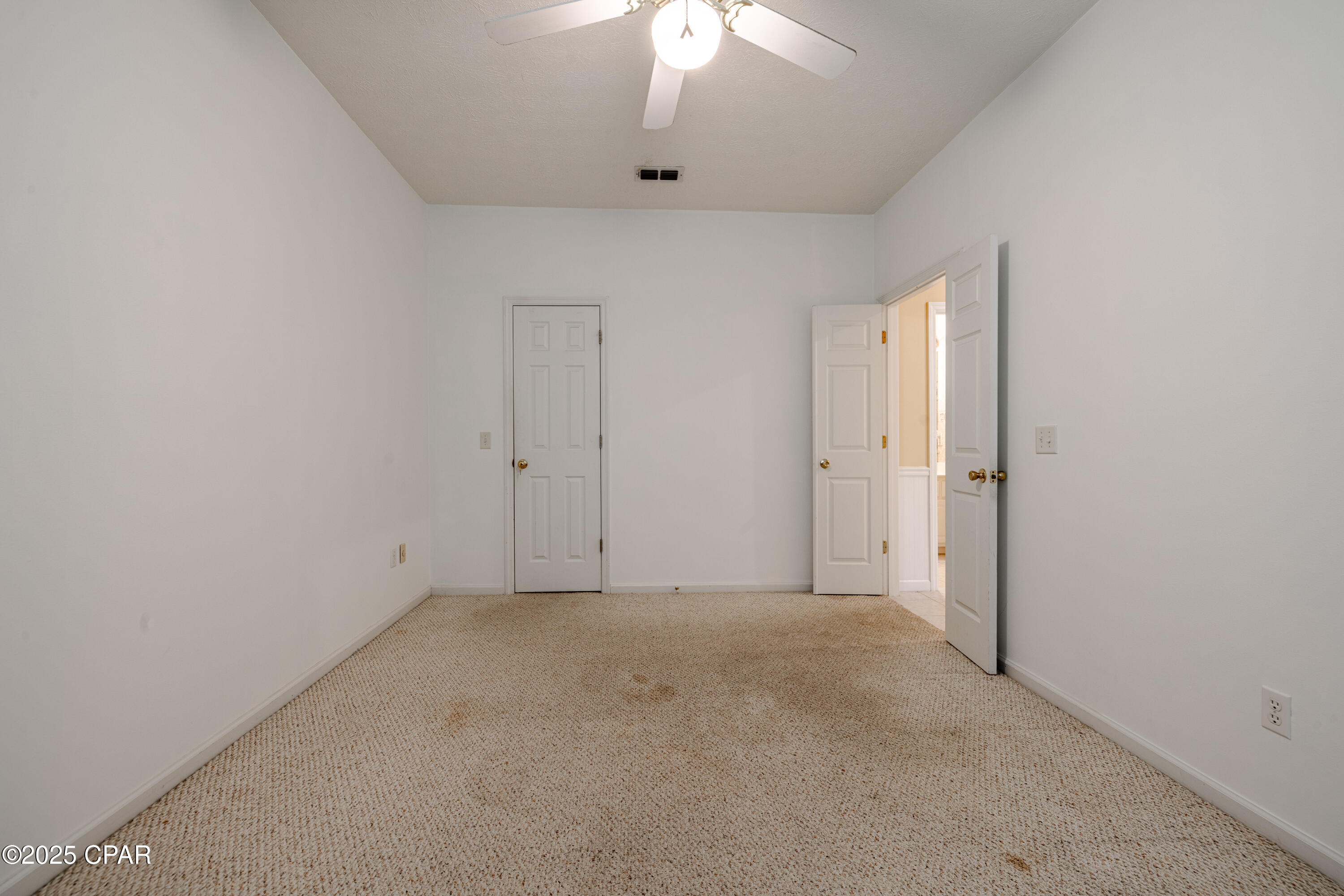 Image 20 For 805 Lyndell Way