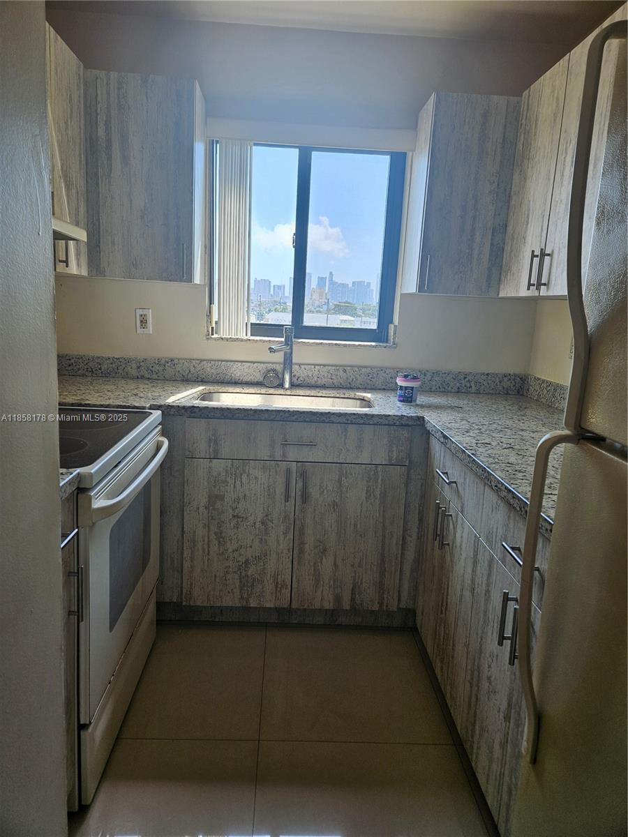 Property photo # 4