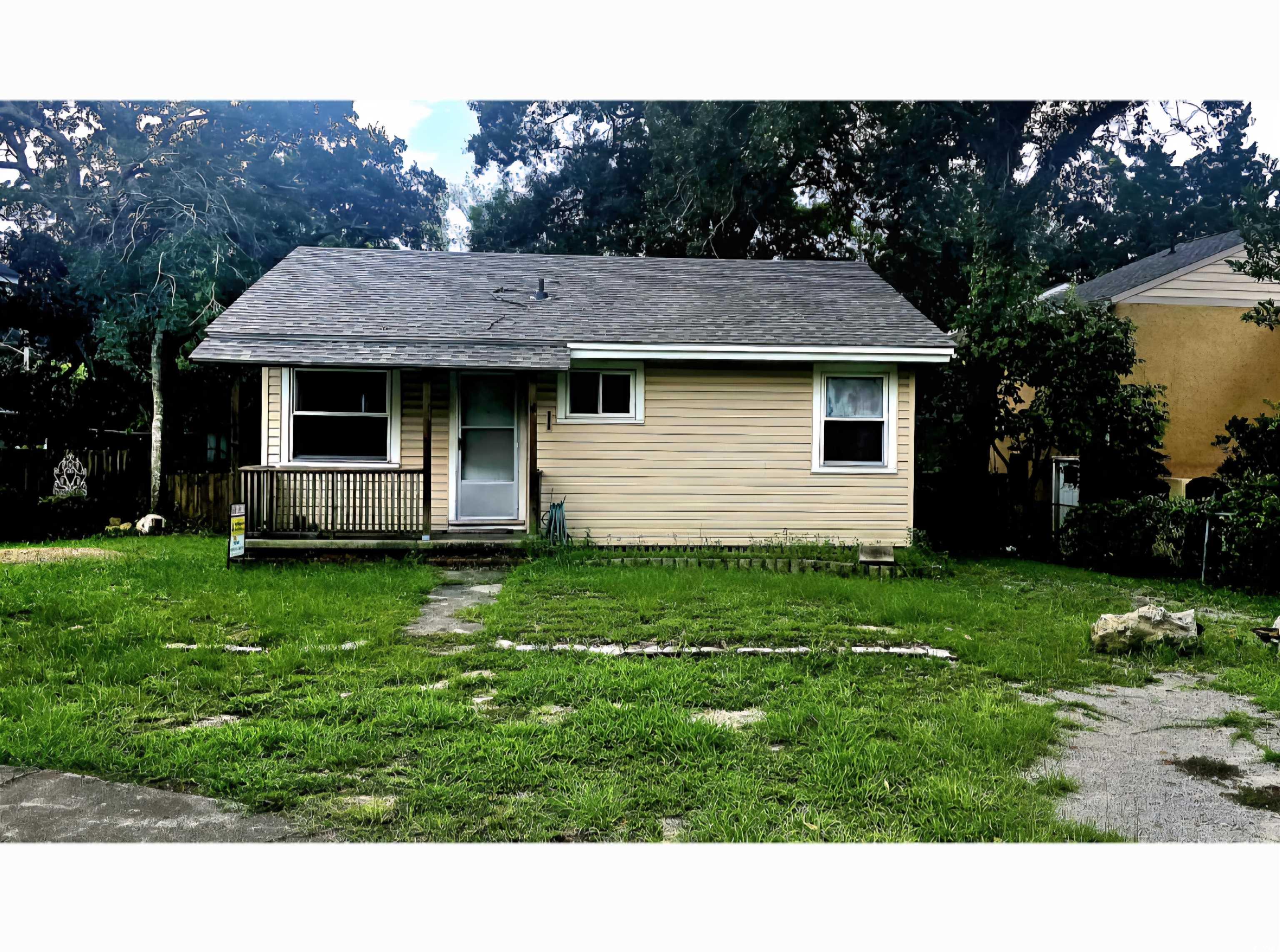 206 Maple Ave. Myrtle Beach, SC 29577