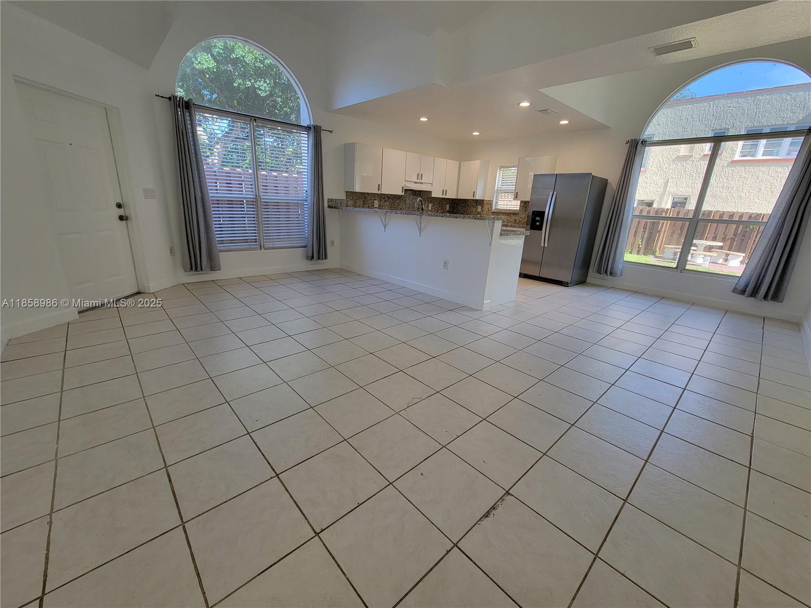 Property photo # 0