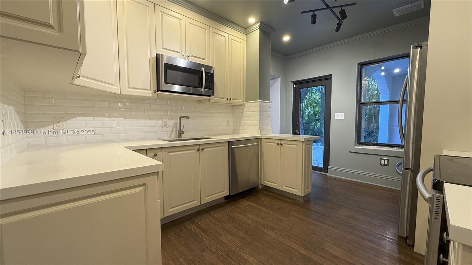 Property photo # 3